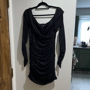 Elegant Black Long Sleeve Dress